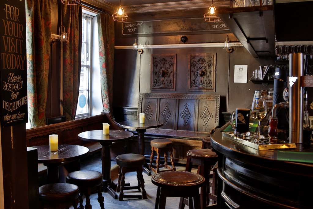 Guy Fawkes Inn 4*